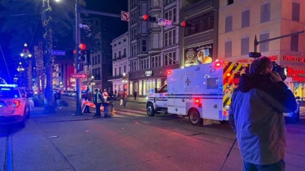 10 Dead, 30 Injured as Vehicle Rams Crowd in New Orleans Tourist District