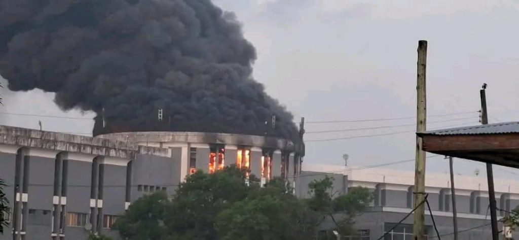 Capitol Building Fire Liberia (News Central TV)