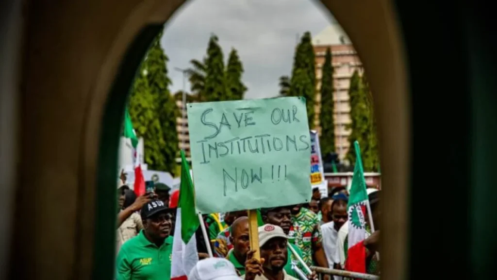 ASUU Strike Looms As Lecturers Issue 14-Day Ultimatum to Nigerian Government