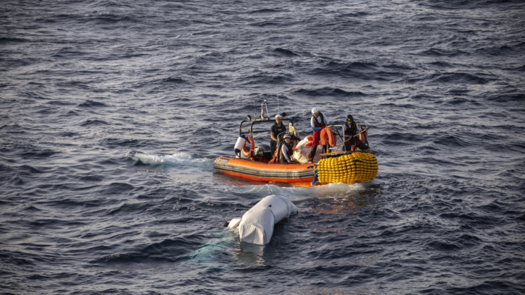 At Least 20 Migrants Die in Shipwreck off Tunisia, Five Rescued