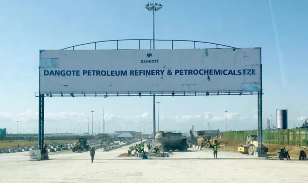 Dangote Refinery Cuts Petrol Price to N899 Per Litre