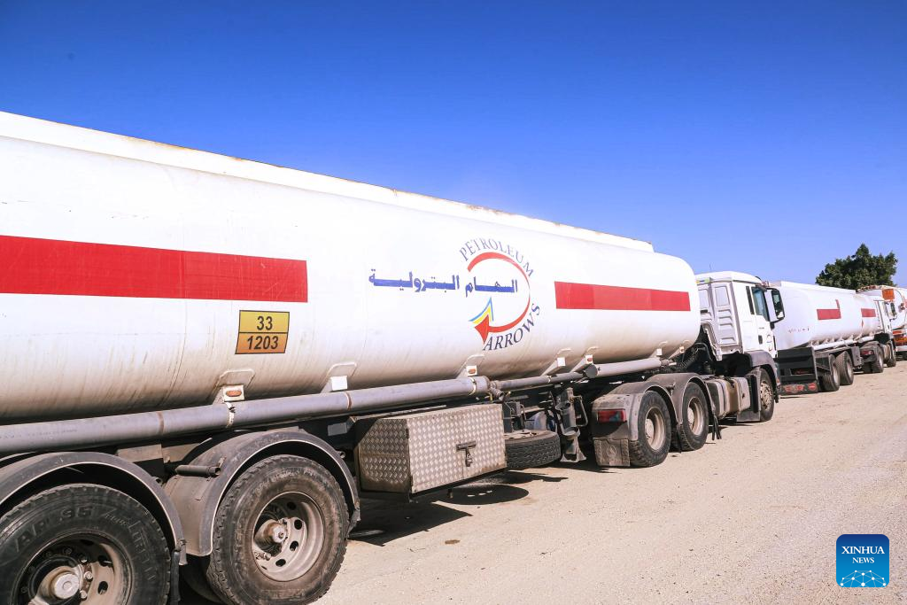 Egypt to Allow 50 Fuel Trucks into Gaza Daily After Ceasefire