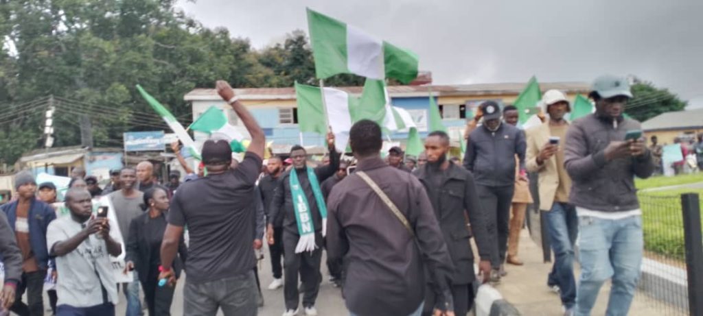#EndBadGovernance Protest: Pastor Leads Demonstrators in Jos