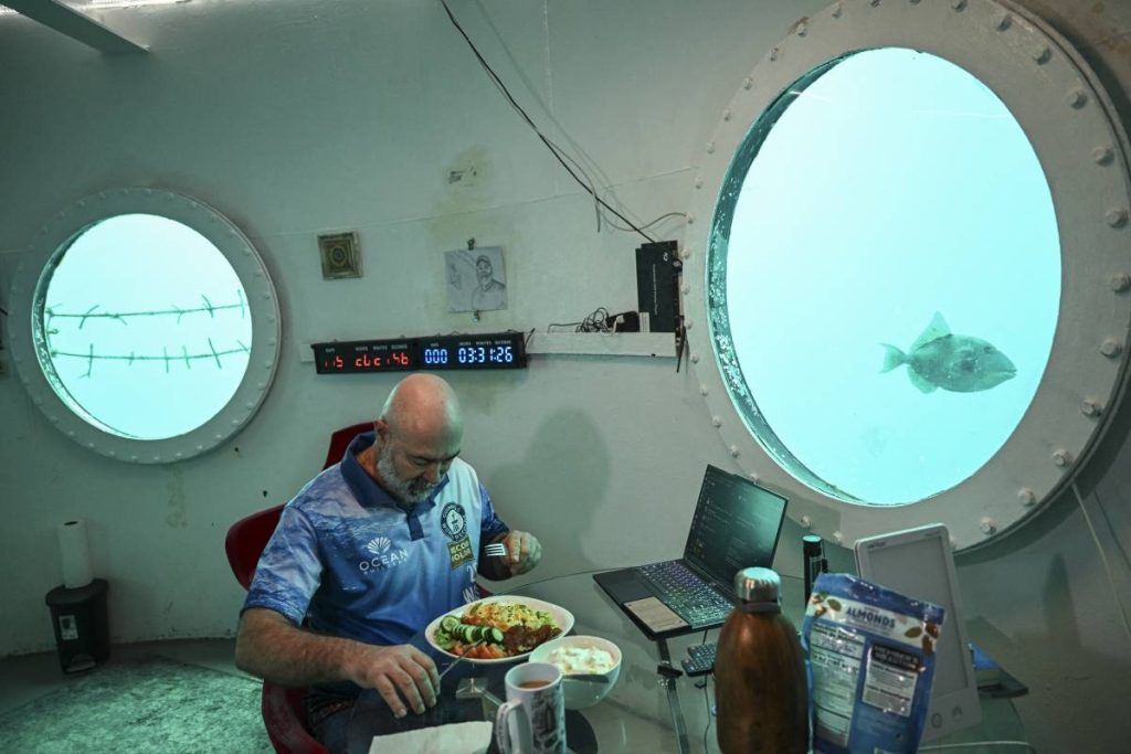 German Engineer Breaks World Record with 120 Days Underwater