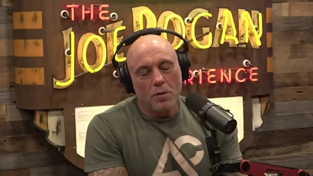 Joe Rogan Endorses Donald Trump on Eve of Tight US Election