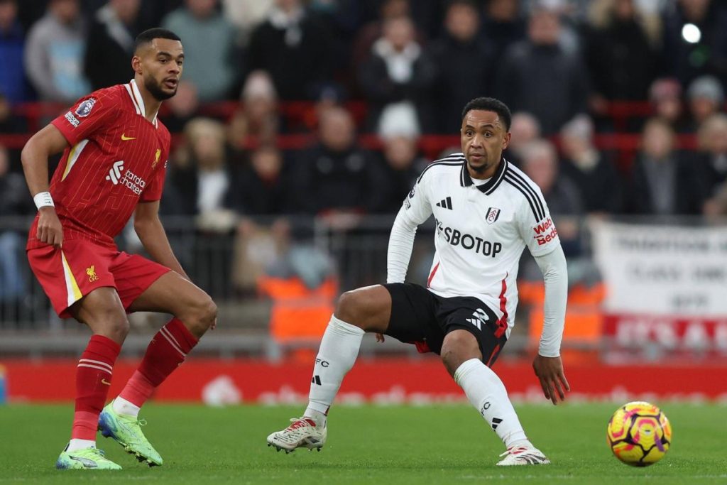 Jota Secures Point for 10-Man Liverpool in Thrilling Fulham Draw