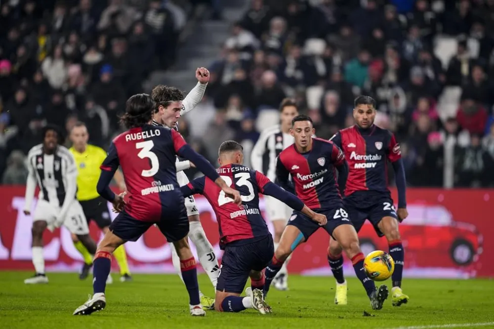 Juventus Thrash Cagliari 4-0 to Advance in Italian Cup