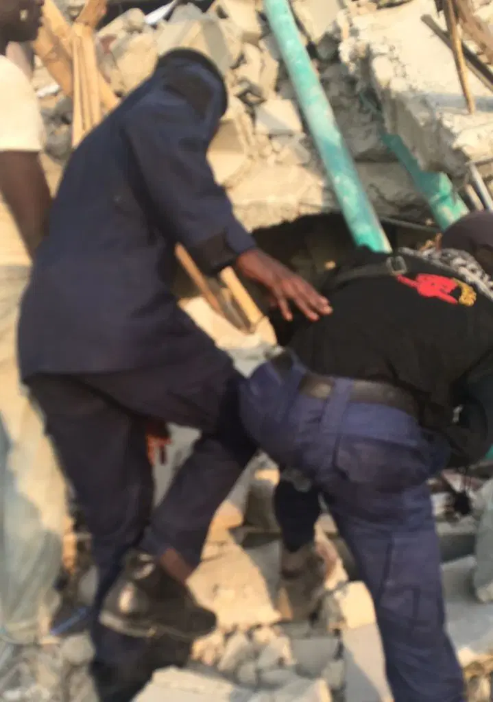 Lekki Building Collapse: One Dead, Four Rescued, More Trapped