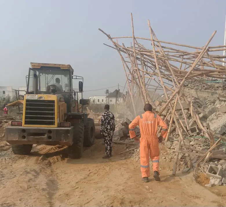 Lekki Building Collapse: One Dead, Four Rescued, More Trapped