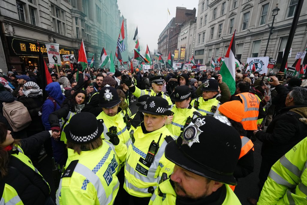 London Police Charge 10 Following Pro-Palestinian Protest Clashes