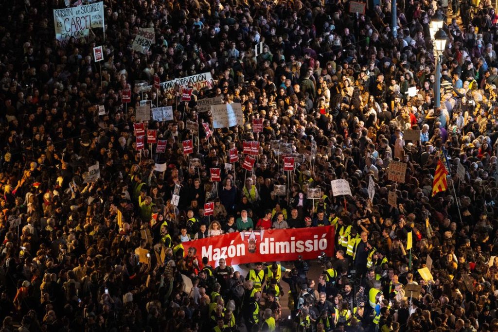 Tens of Thousands Protest in Valencia Over Government's Flood Response