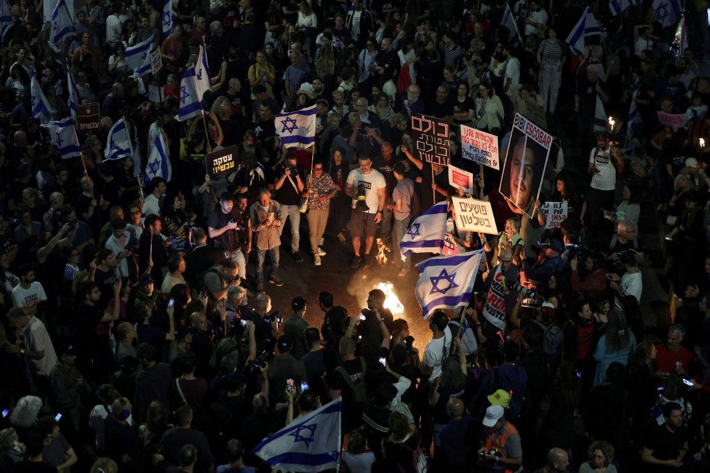 Netanyahu Under Fire as Protesters in Tel Aviv Demand Government Action on Gaza Hostages