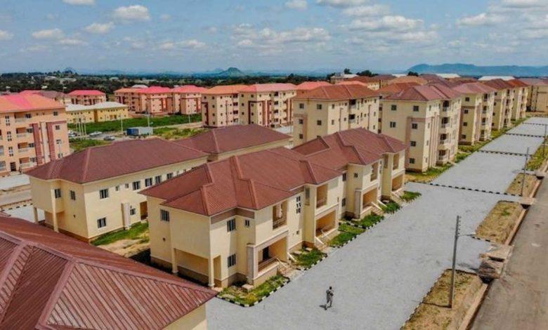 Nigeria to Build Over 10,000 Housing Units for Medical Professionals Nationwide