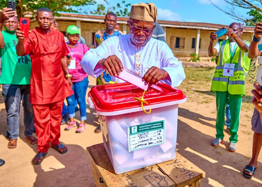 Ondo Deputy Governor Adelami Casts His Vote, Urges Citizens to Participate