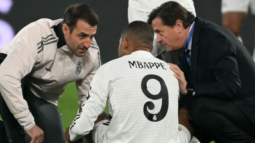 Real Madrid Confirms Mbappe Suffers Left Thigh Injury