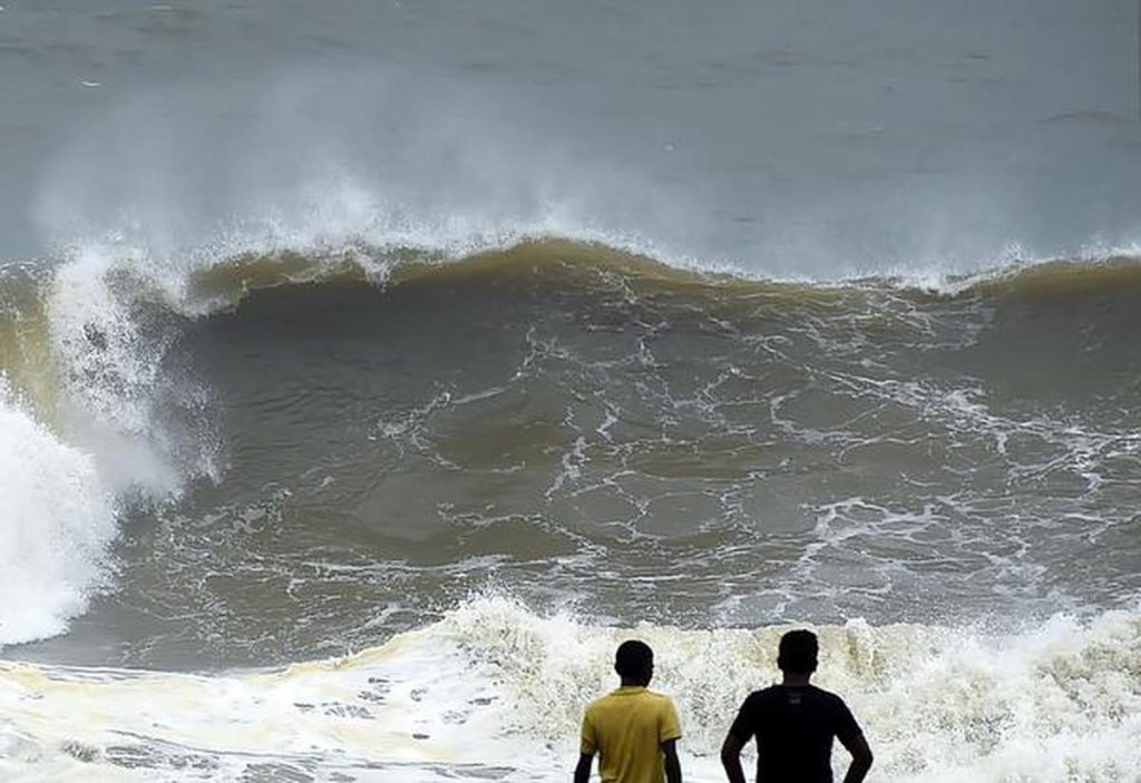 Six Children Among 12 Killed in Sri Lanka as Storm Heads Toward India