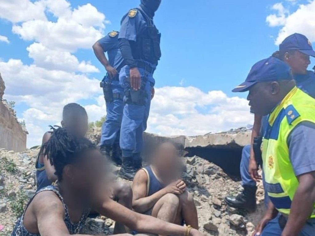 South African Police Arrest 565 Illegal Miners After Orkney Operation.