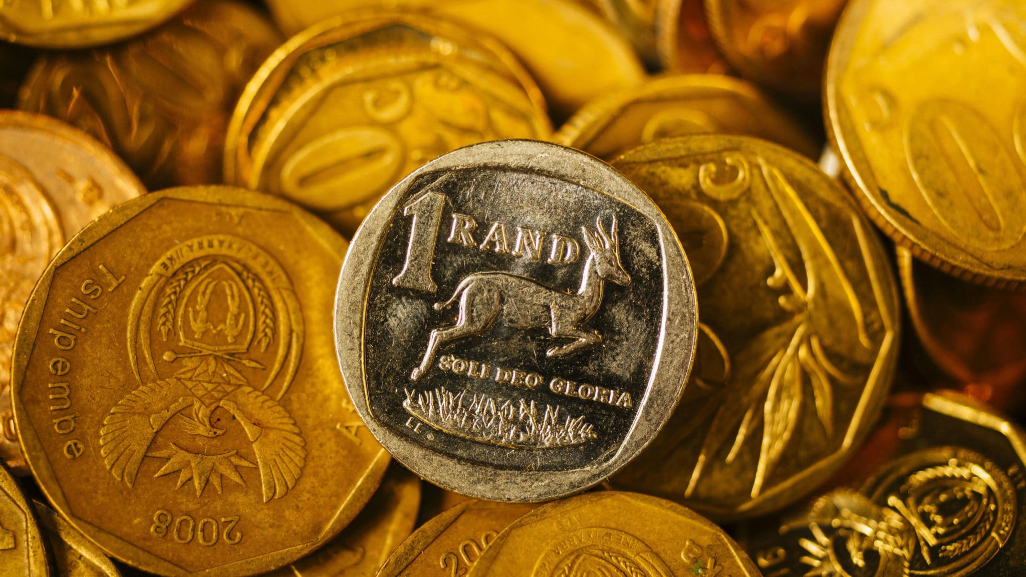 South African Rand Weakens After U.S. Economic Data