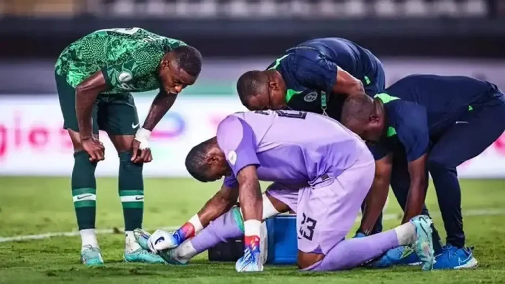 Super Eagles' Goalkeeper Nwabali Returns to Training Ahead of Crucial AFCON Clash