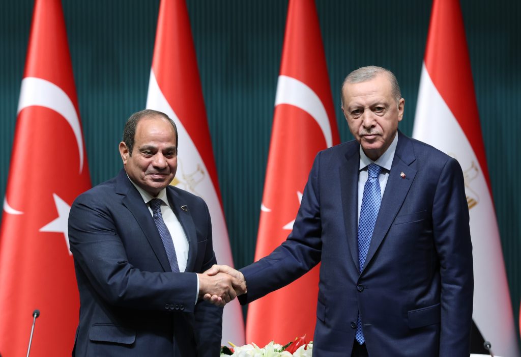 Turkey, Egypt Explore Closer Military Ties