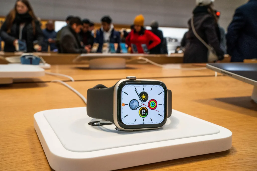 US Appeals Court Grants Apple Temporary Smartwatch Sales (News Central TV)