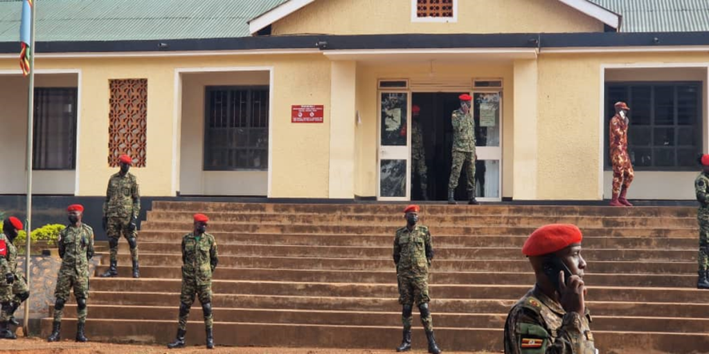 Uganda Opposition Kizza Besigye May Face Death Penalty