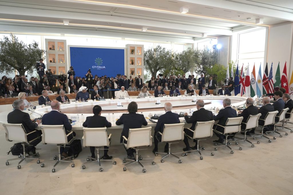 Ukraine and Middle East Crises Dominate G7 Defence Talks in Italy