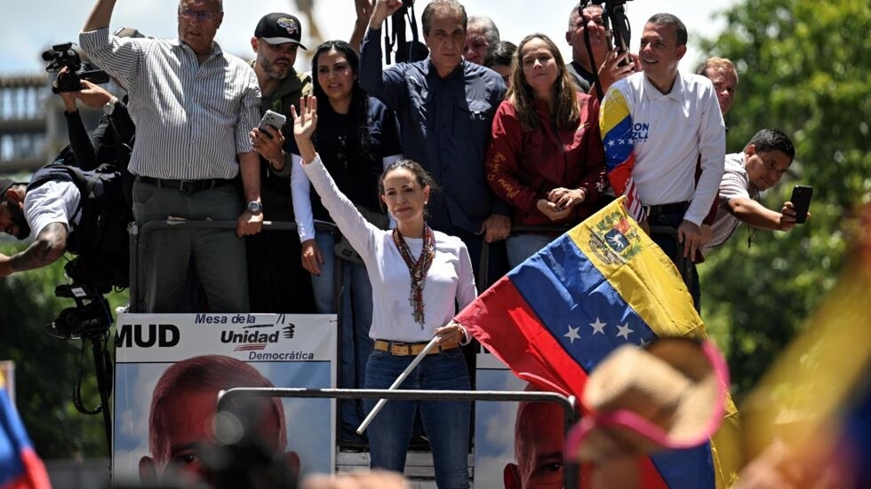 Venezuela-President-Maduro-and-Opponents-Stage-Separate-Rallies-news-central-tv