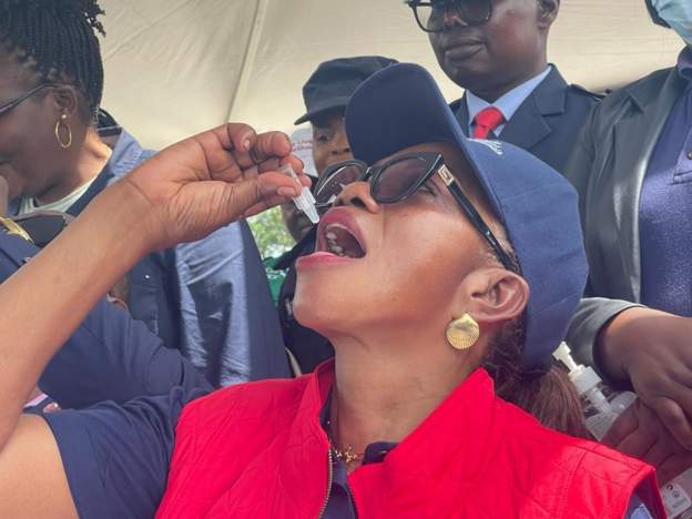 Zambia's Ministers Receive Cholera Vaccine Amid Escalating Efforts to Combat the Disease