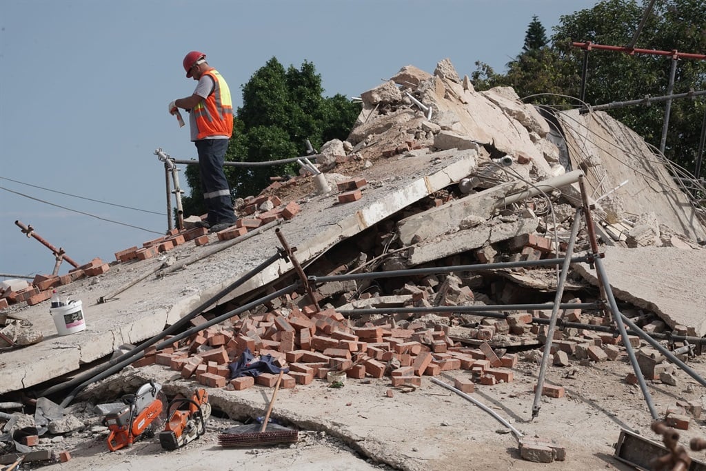 South Africa: Building Collapse Claims 32, More Bodies Discovered