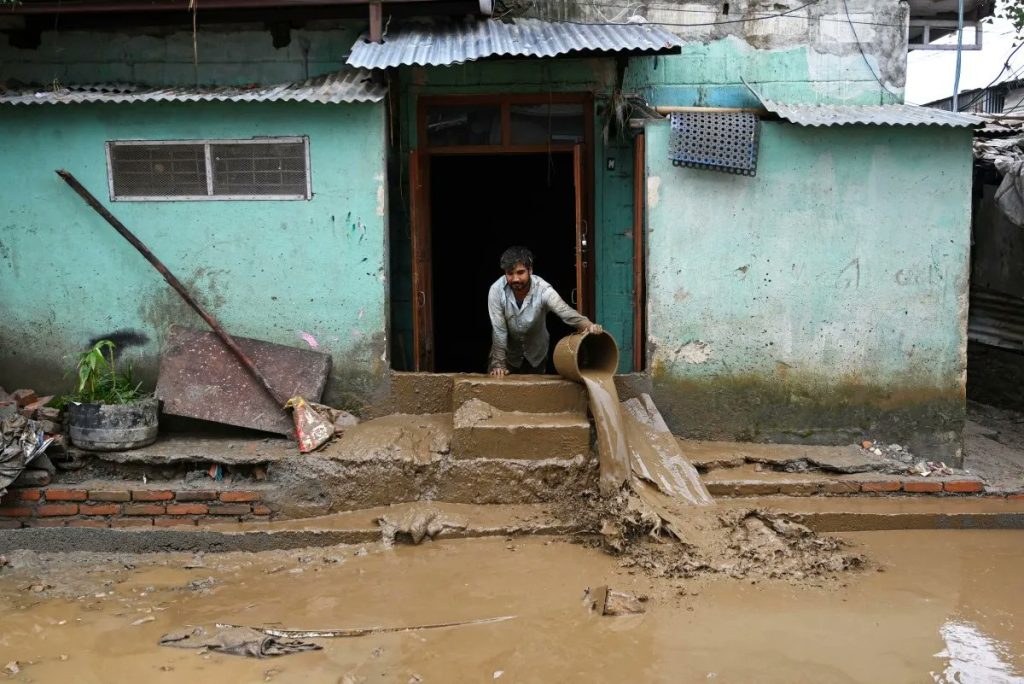 193 Dead in Nepal Flood as Authorities Intensify Rescue Efforts