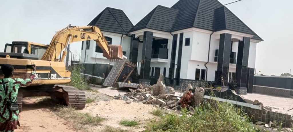 40 Buildings Demolished in Delta, 1,000 People Displaced