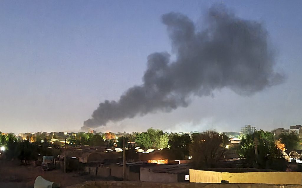 Airstrikes in Khartoum as Sudan Army Targets Paramilitary Groups