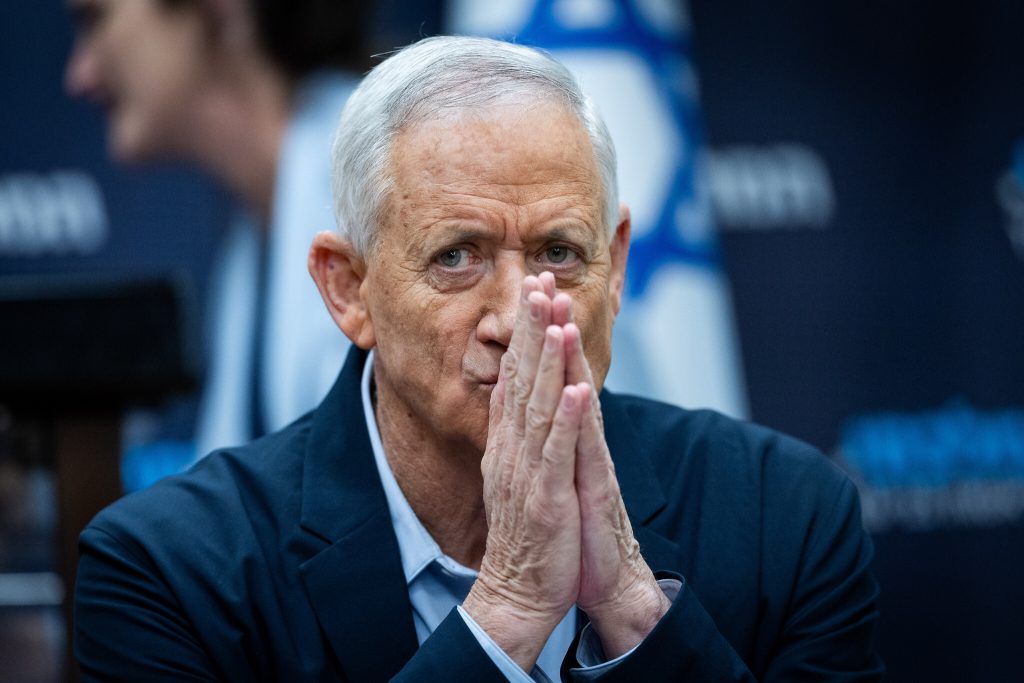 Benny Gantz Threatens to Leave Netanyahu's Coalition Over Charedi Exemption Law