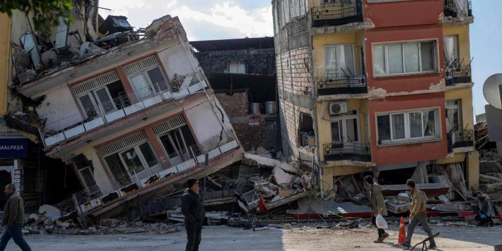 Builder Jailed for 865 Years Over Quake-Collapsed Apartments in Turkey