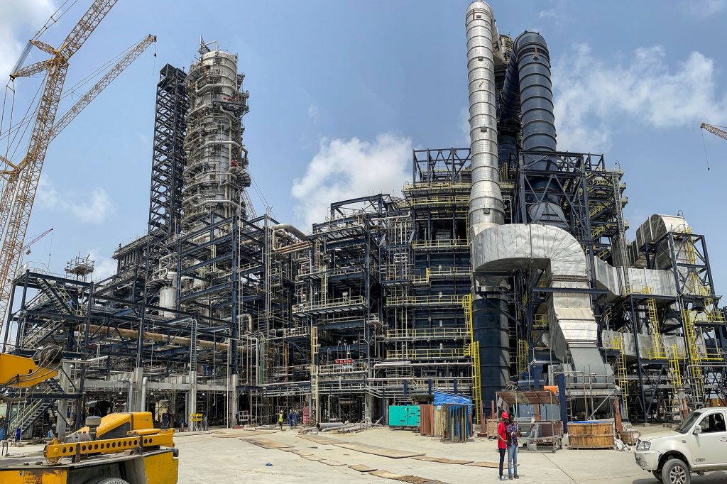 Dangote Refinery Set to Fuel 150,000 Retail Outlets Nationwide