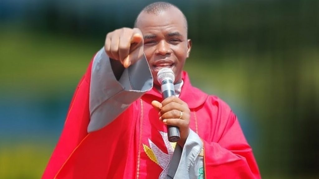 Father Mbaka Proposes N62,000 Minimum Wage for Lawmakers (News Central TV)