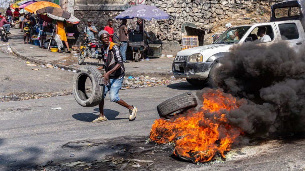 France Initiates Evacuation Flights for Stranded Citizens in Haiti