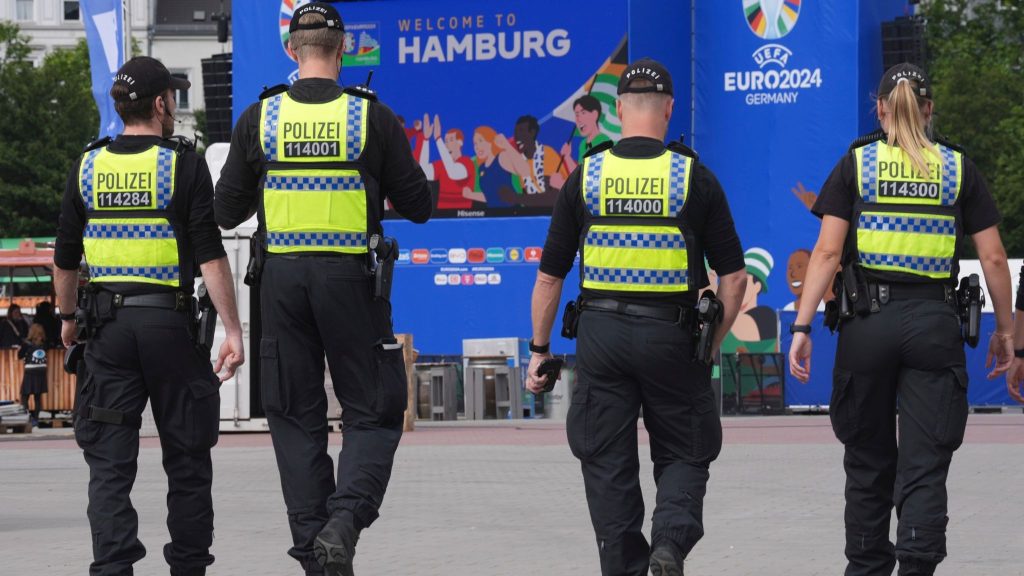 Hamburg Police (News Central TV)