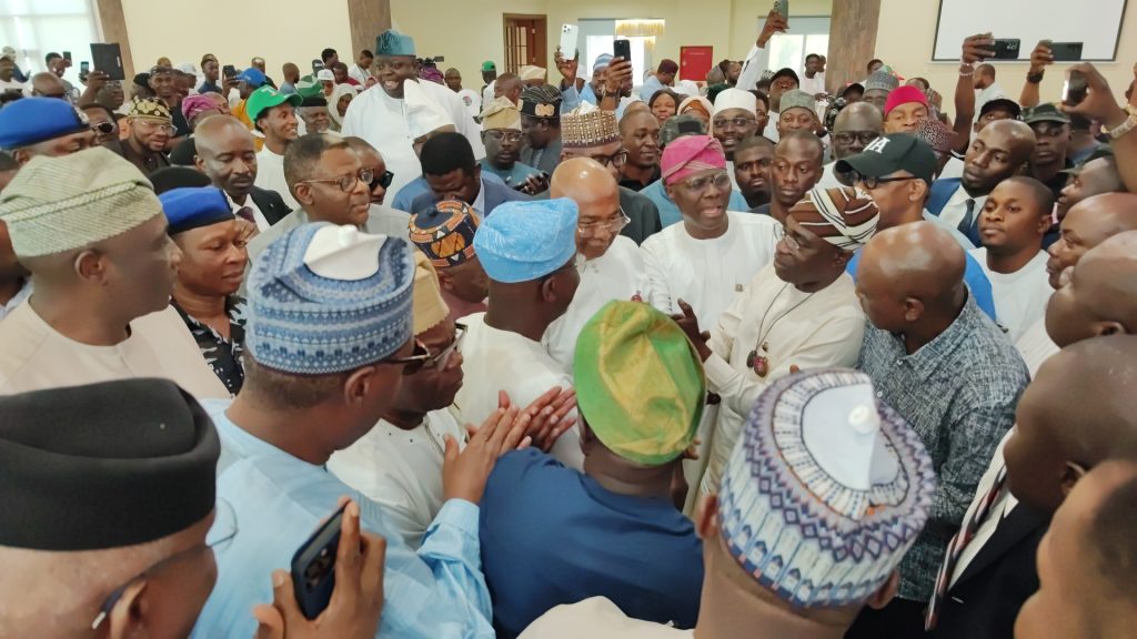 (IN PICTURES) Aiyedatiwa, Others Celebrate After Winning Ondo State Governorship Election