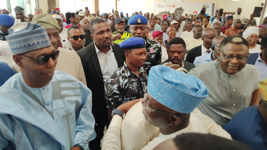 (IN PICTURES) Aiyedatiwa, Others Celebrate After Winning Ondo State Governorship Election