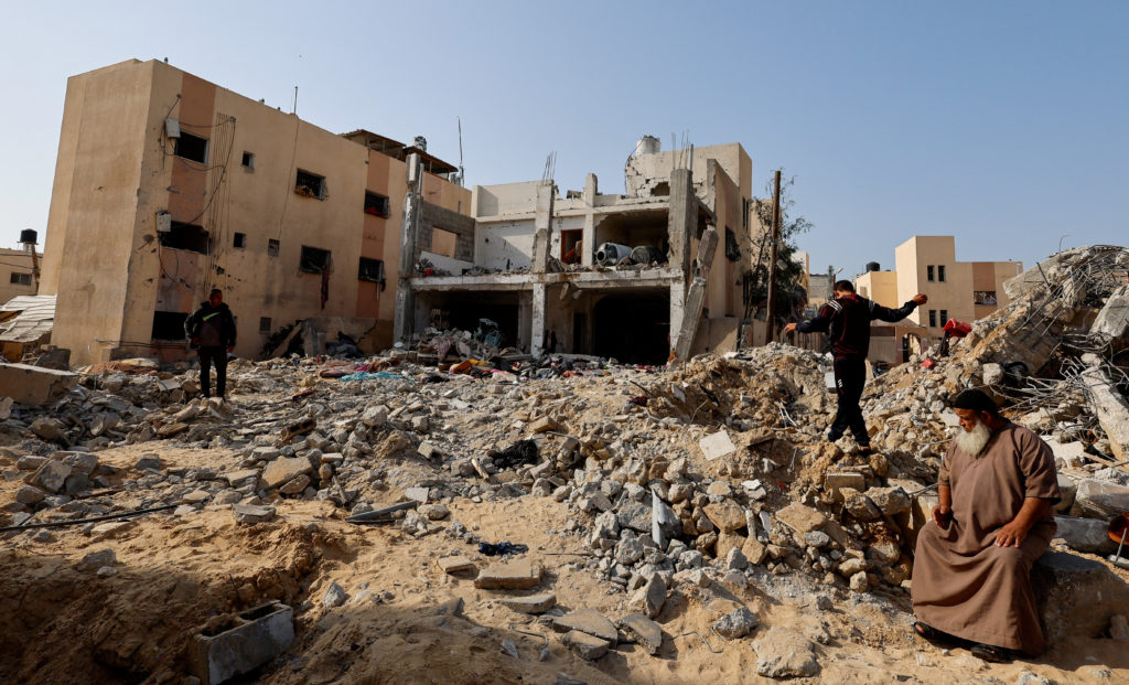 Israeli Airstrike on Gaza School Kills 30, Injures Over 100