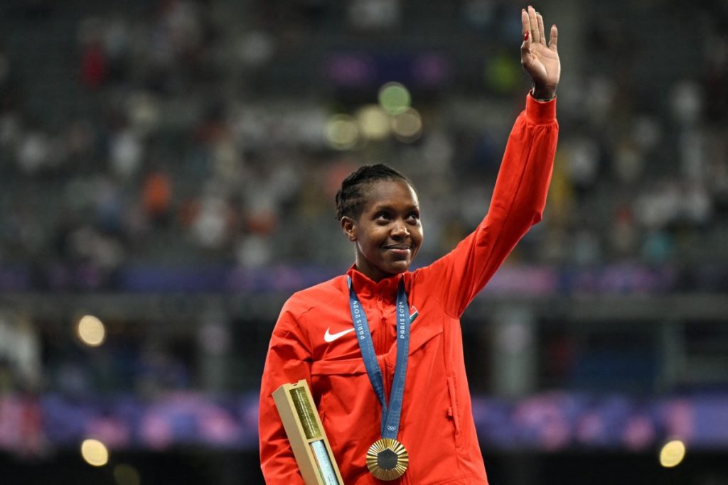 Kenyans Mock Statue of Olympic Champion Faith Kipyegon