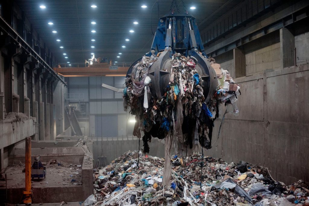 Lagos to Generate Power from Solid Waste