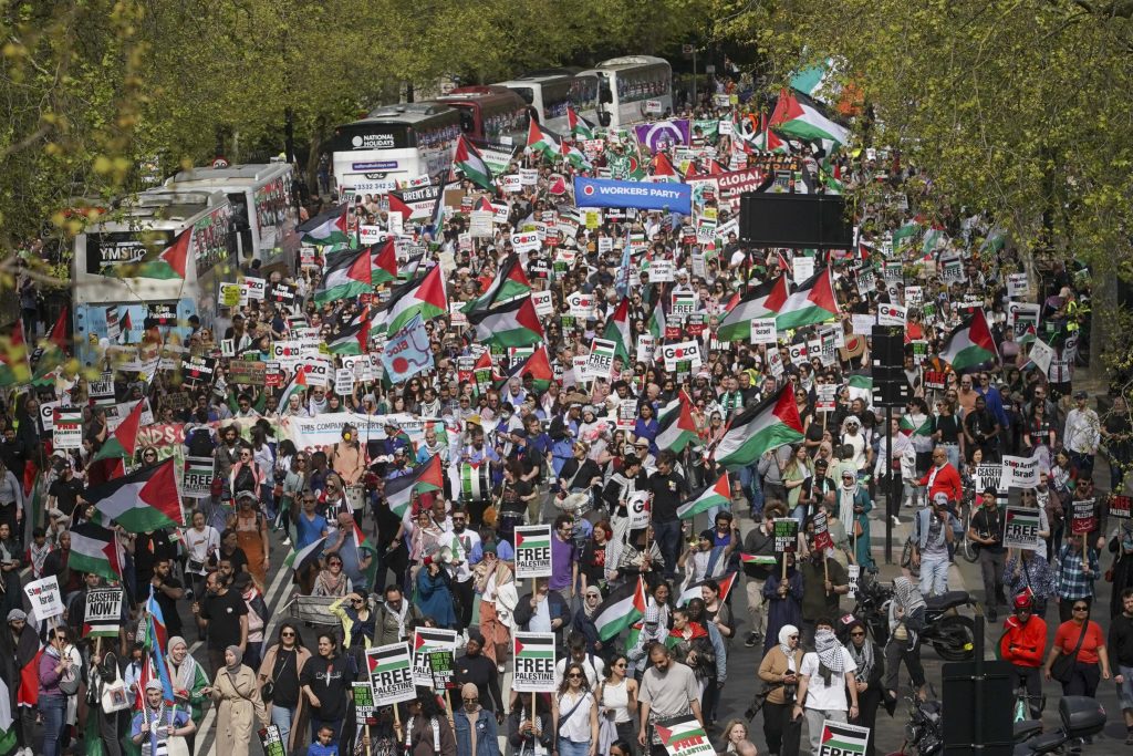 London Sees Thousands Turnout for Pro-Palestinian March Ahead of October 7 Anniversary