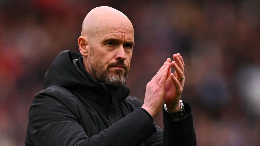 Man Utd's Poor Start No Reason to 'Panic,' Says Under-Fire Erik ten Hag