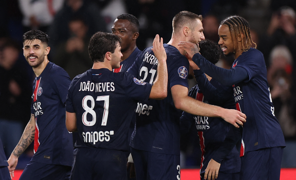 Mayulu Scores as PSG Beat Strasbourg to Reclaim Ligue 1 Top Spot