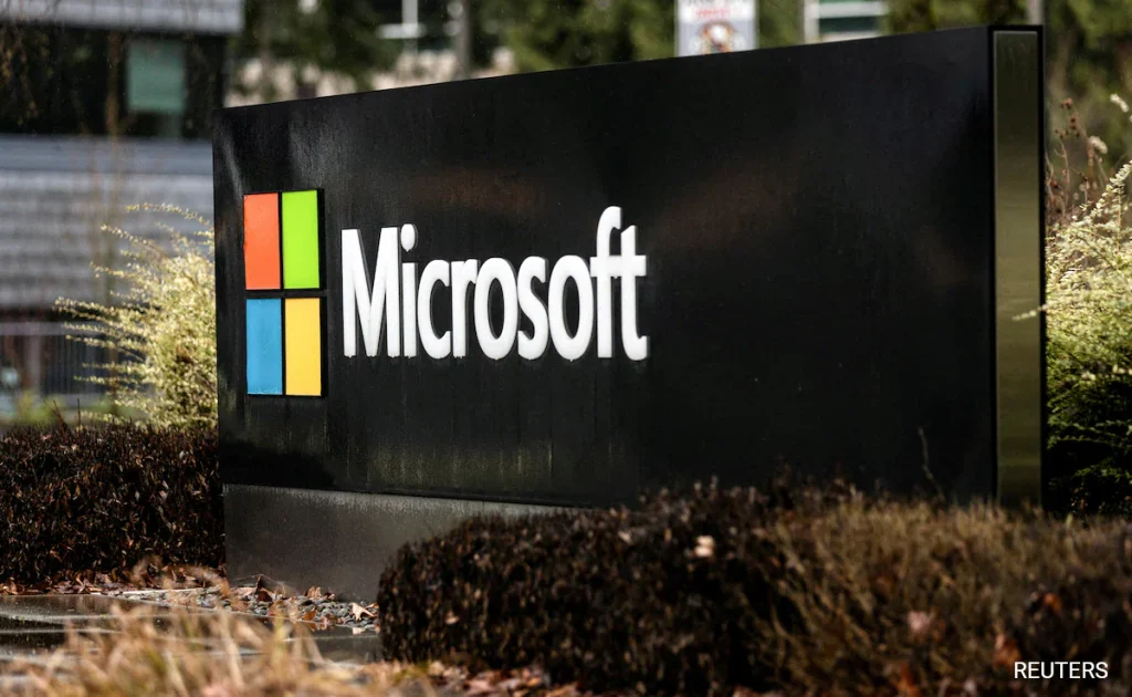 Microsoft Says Russian Hackers Accessed Customer Emails