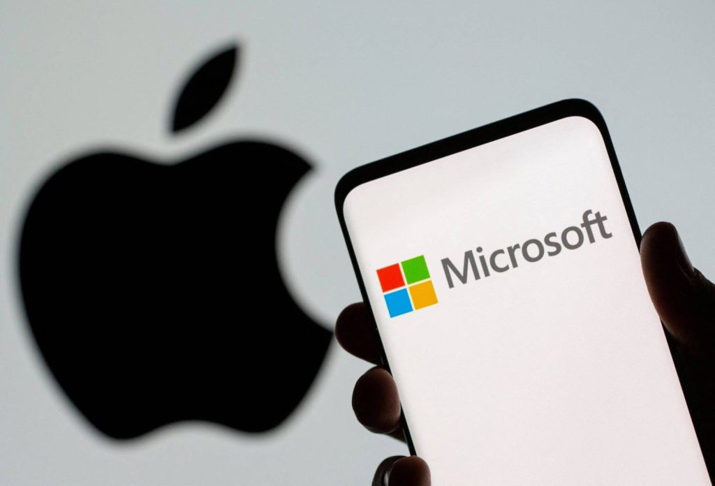 Microsoft Briefly Surpasses Apple as World's Top Firm (News Central TV)