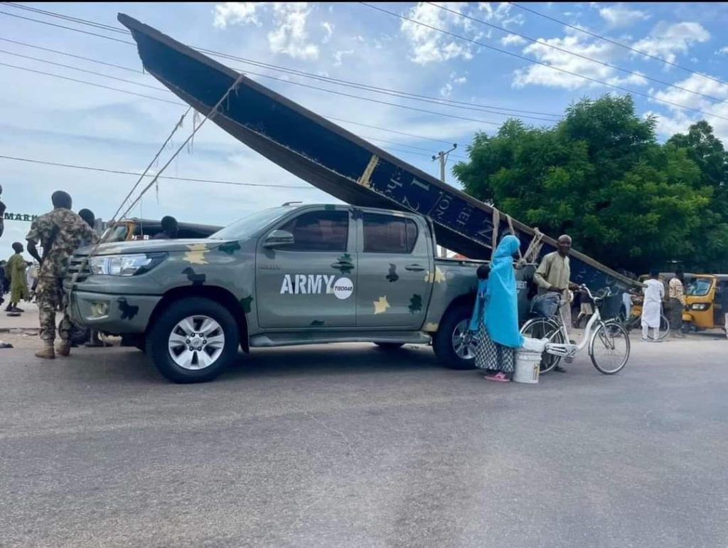 Military Coordinates Rescue Operations in Flooded Areas in Borno